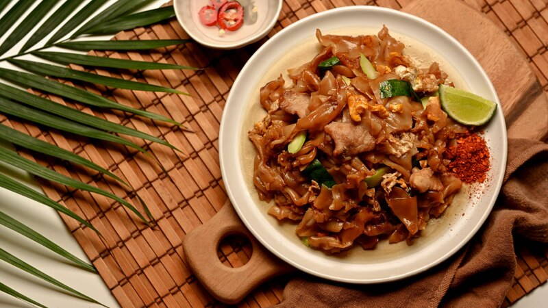Speisen in Thailand Pad see ew